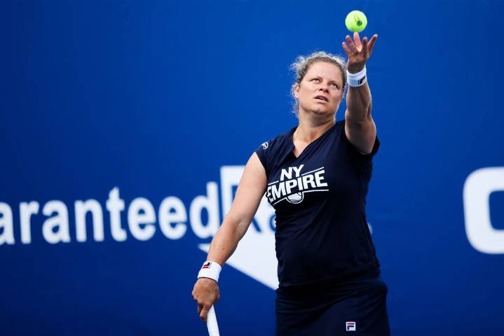 Chris Evert & Others Stand by Kim Clijsters as She Makes Heartbreaking Confession on Injury Kim Clijsters' injury update draws heartfelt reactions from several tennis bigwigs. What are they saying, th