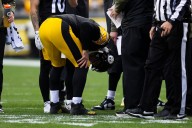 Aaron Rodgers leaves Steelers’ game against Bengals with bloodied hand injury