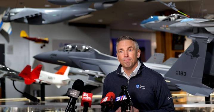 Boeing makes new offer to striking St. Louis workers