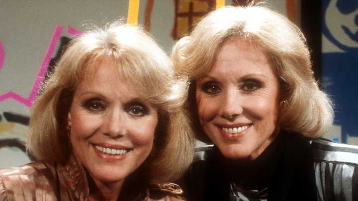 Famous Entertainment Duo Kessler Twins Dead at 89 on Same Day