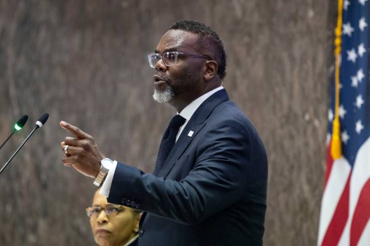 Mayor Brandon Johnson floating change to head tax proposal: sources