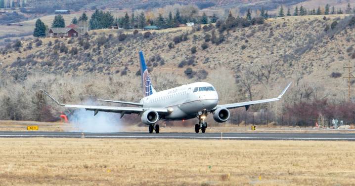 County eyes raising landing fees at airport