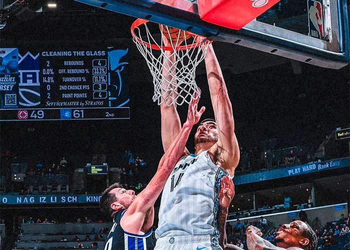 Canasteada de Memphis Grizzlies 137×96 a los Sacramento Kings
