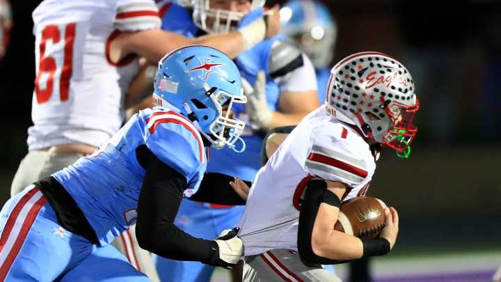 Led by star QB, Geneva ends Alliance football's special season in playoffs