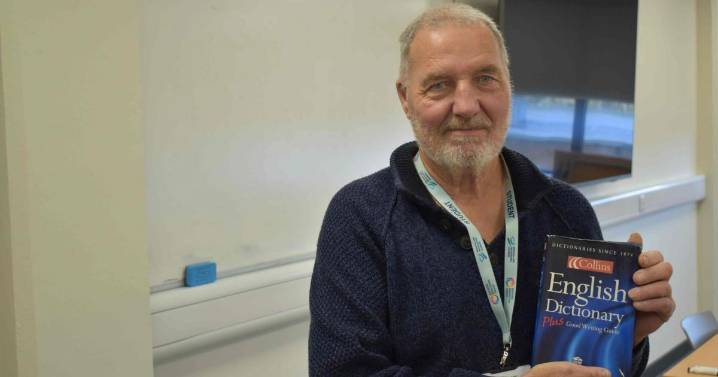 Hundon man learning to read thanks to Haverhill centre