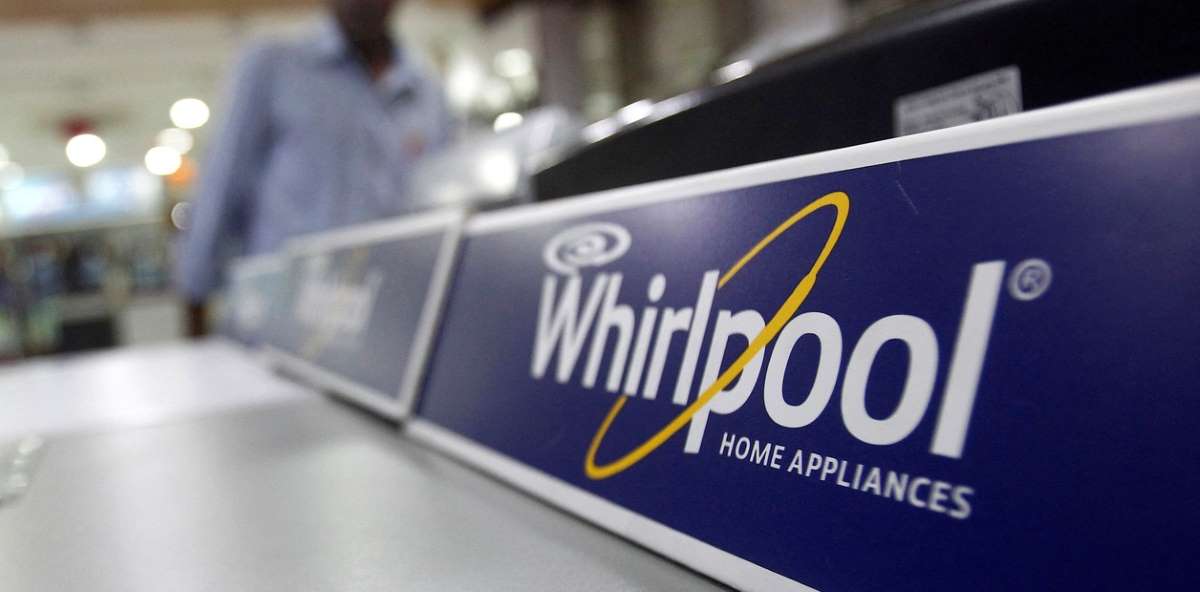 Whirlpool apagó las máquinas de su planta en Pilar y echó a 220 trabajadores