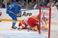 Walker, Binnington lead Blues to 3-2 win over struggling Flames – Winnipeg Free Press