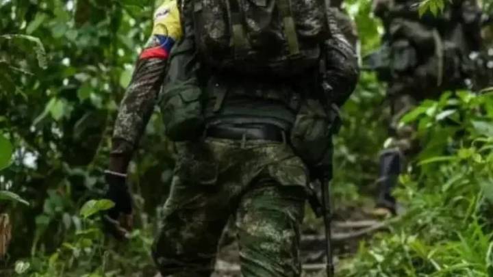 Exjefes paramilitares responden a la defensora del Pueblo tras demanda contra su designación como gestores de paz