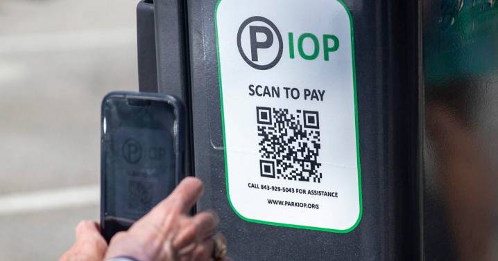 Fewer cars parked on Isle of Palms but paid more to do so