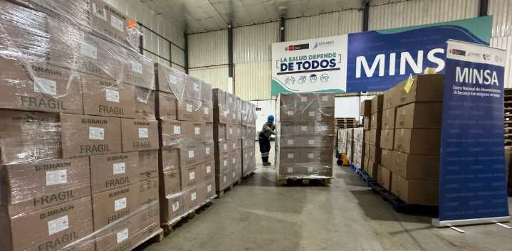 Minsa detecta 239 medicamentos irregulares y ordena retiro masivo del mercado