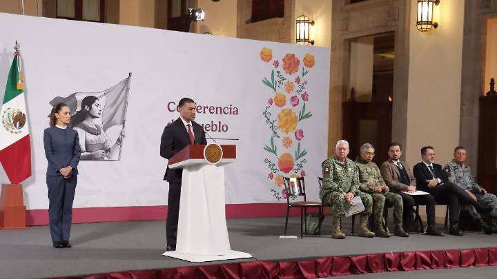 García Harfuch descarta que escoltas de Carlos Manzo estén relacionados con el asesinato