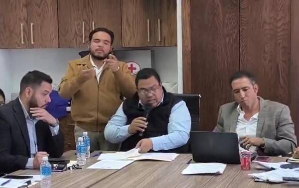 - Otro garrotazo al regidor violentador