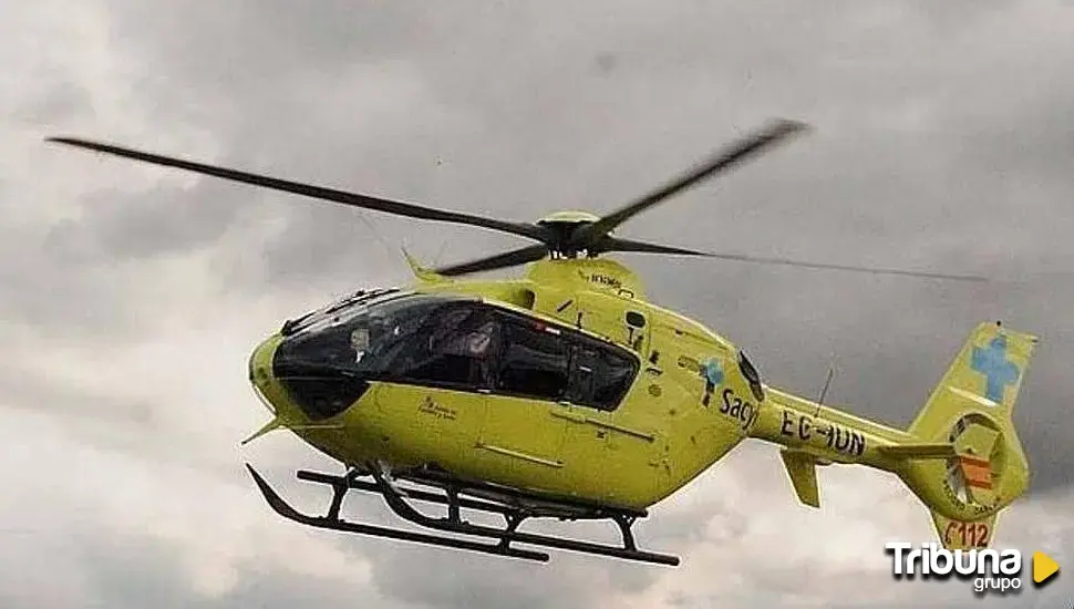 Trasladado un hombre en helicóptero hasta el hospital de Salamanca tras derrumbarse el tejado de una vivienda