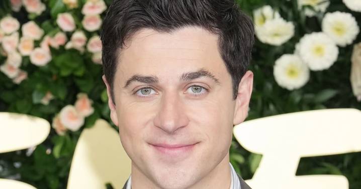 Wizards of Waverly Place’s David Henrie on Thanksgiving With Kids
