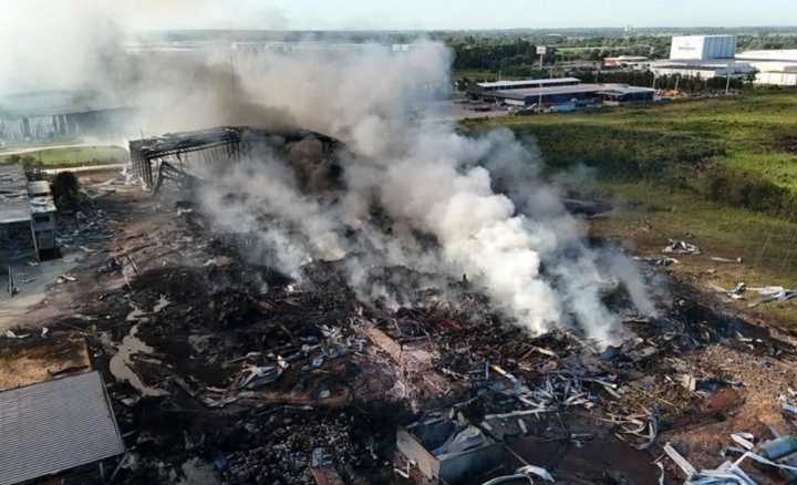 Resurge la preocupación por el fuego en el Polo Industrial de Ezeiza