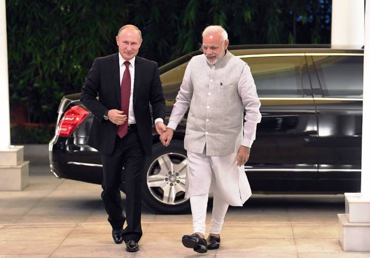 Russian President Putin Touches Down in Delhi, Greeted by PM Modi
