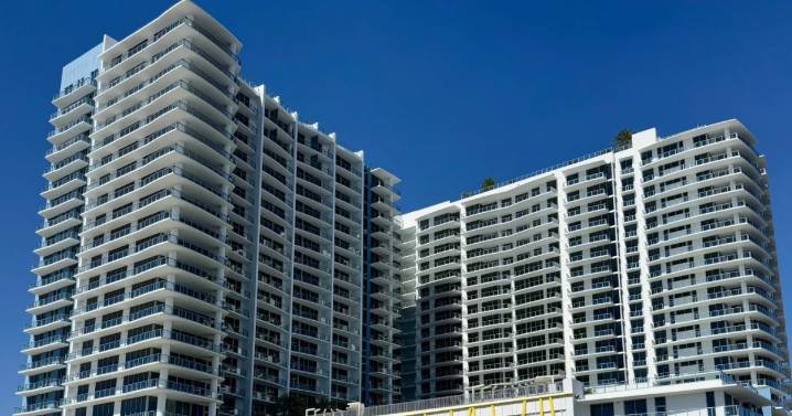 Lake Park condo building opening depends on sewage lift station