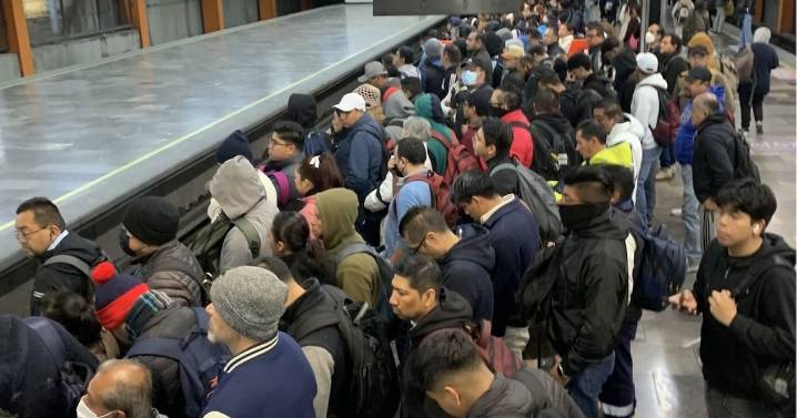 ¡Otra vez cerraron estación! Usuarios reportan lentitud en el servicio del Metro de la CDMX