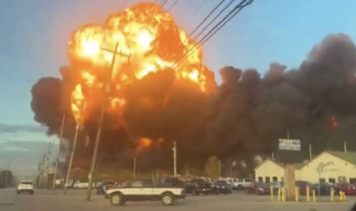 Identifican doce muertos por caída de avión de UPS en Kentucky