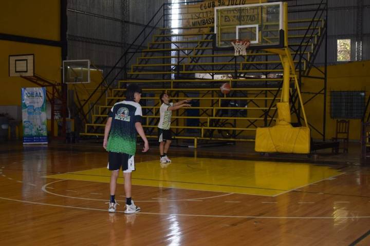 Dos reconocidos clubes de Salta buscan subsidios para mejorar sus instalaciones deportivas