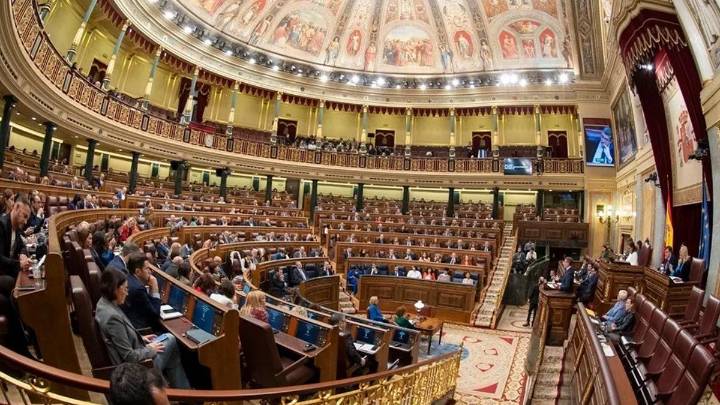 El Congreso no elimina la fecha de cierre de Almaraz