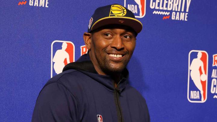 Metta World Peace campaigns for Mavericks’ GM opening