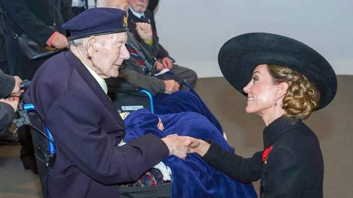 Kate Middleton Learns a 100-Year-Old Veteran’s Secret to Long Life During Royal Visit