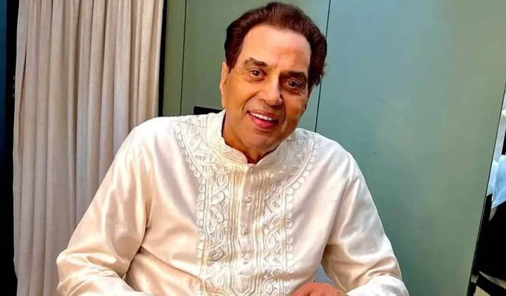 Dharmendra discharged, family chooses home treatment