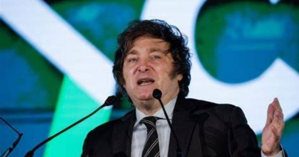 El presidente Javier Milei desmintió la eliminación del monotributo: "Son mentiras y operaciones de delincuentes"