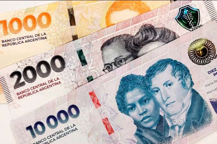 Compensación económica de la AUH: cuándo se cobra el extra de $81.000