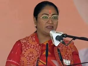 Delhi CM Rekha Gupta in Bihar for three days to woo women voters