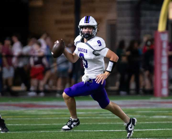 Quarterback Trey Wingard, DuBois stop Mifflin County in PIAA football subregional