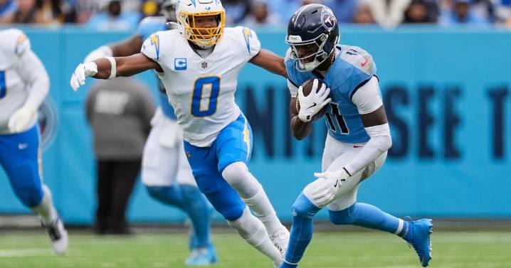 Chargers' Daiyan Henley plays through grief after brother's shooting death