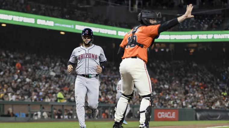 Giants cut ties with $4 million catcher via contract decision