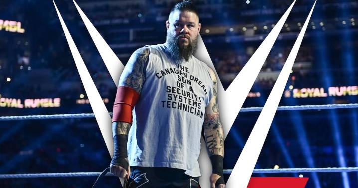 Kevin Owens comienza su preparación para volver a WWE tras dura lesión