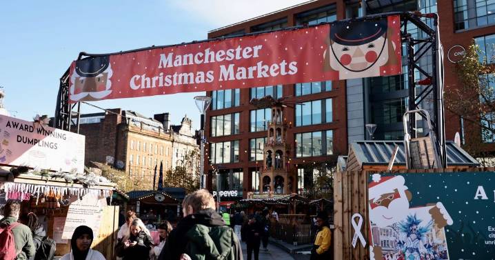 Manchester Christmas Markets 2025 opening hours and closing times