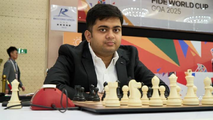 Indian GM Diptayan Ghosh pulls off biggest upset of World Chess Cup with stunning win over Ian Nepomniachtchi