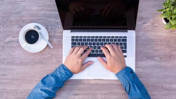 Expert Shares Tips To Navigate Toxic Workplaces And Safeguard Your Mental Health