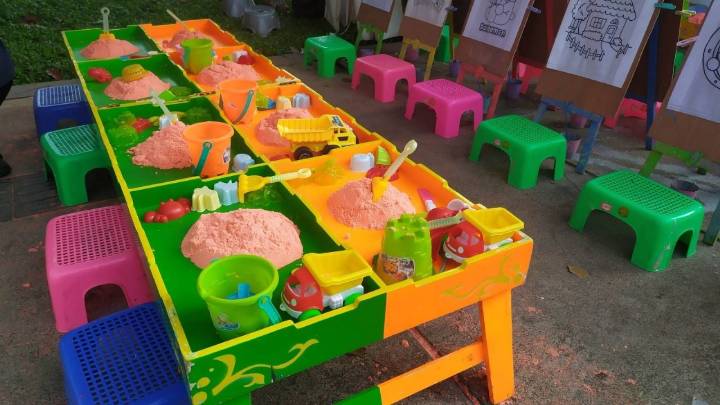 Australia y Nueva Zelanda cierran decenas de escuelas al detectar asbesto en la arena utilizada para actividades infantiles