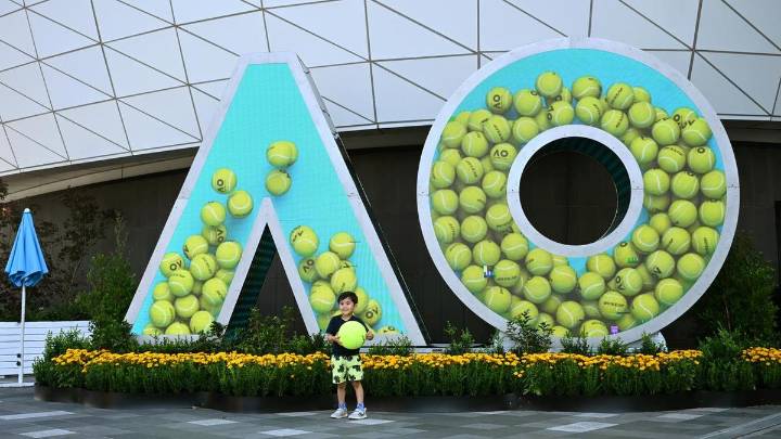 Tennis Australia to settle lawsuit with players' group