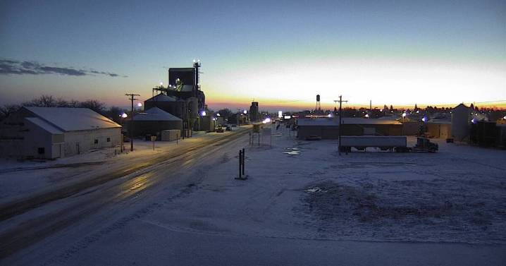 Trending News (Tuesday, November 25, 2025)