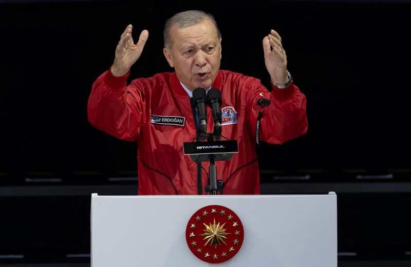 Turkey's Erdogan heralds "new phase" in PKK peace process