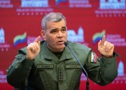 Ministro Padrino López: Venezuela está respondiendo con la "cara bien levantada" pese al "poder" de EE.UU.