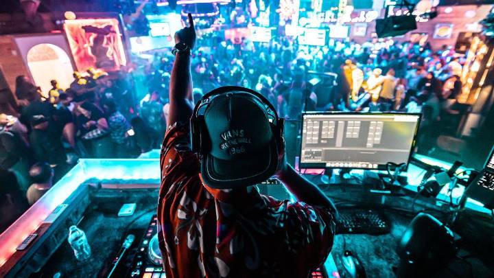 La localidad asturiana que adelanta su Nochevieja antes de Navidad en una espectacular fiesta con Dj y "preuvas"