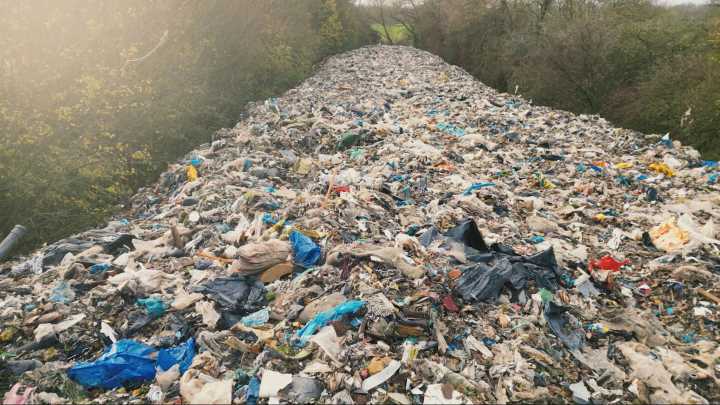 Mountain of illegal waste risks polluting river in Oxfordshire