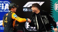 [VIDEO] Louis Tomlinson entregó el premio a Lando Norris por la "pole" en Las Vegas