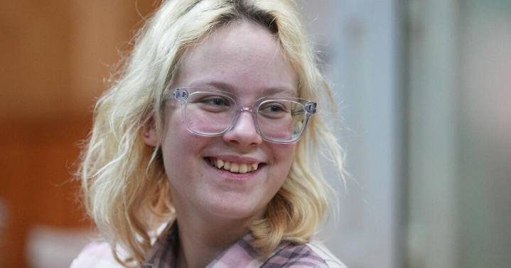 Russian court extends jailing of teenage singer over street performance of anti