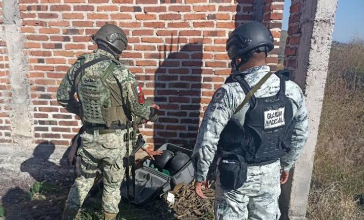 Detienen a siete personas y desmantelan campamentos criminales en Michoacán