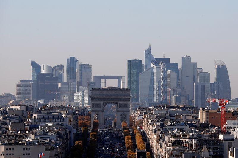 France nets 9 billion euros in new corporate investments despite budget battles