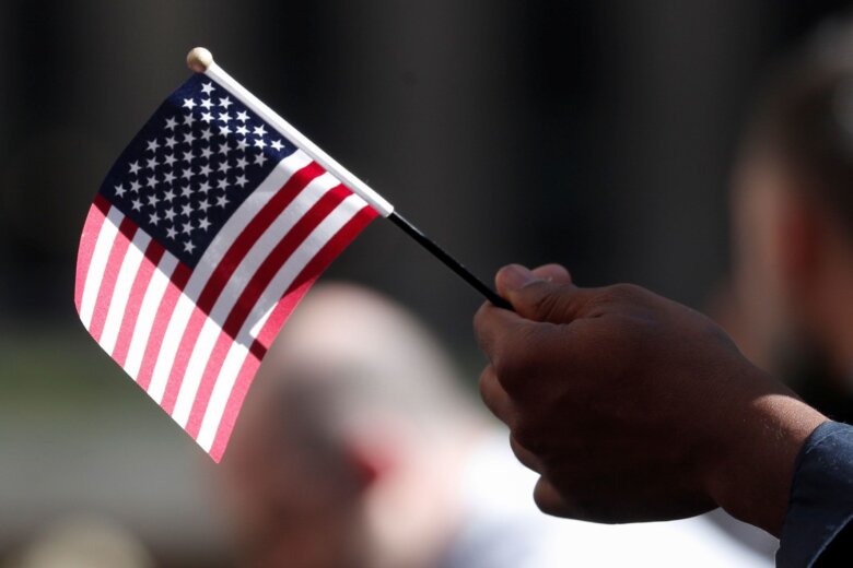 US will reexamine all green cards issued to people from 19 countries as Trump administration ramps up immigration crackdown